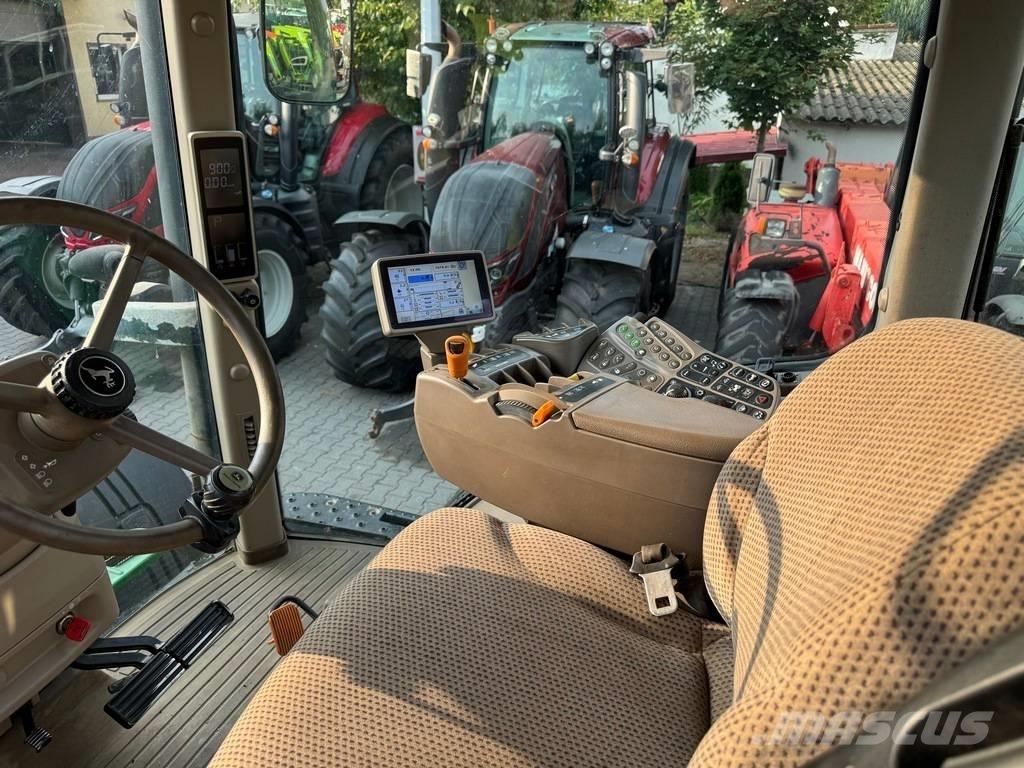 John Deere 7230R 曳引機