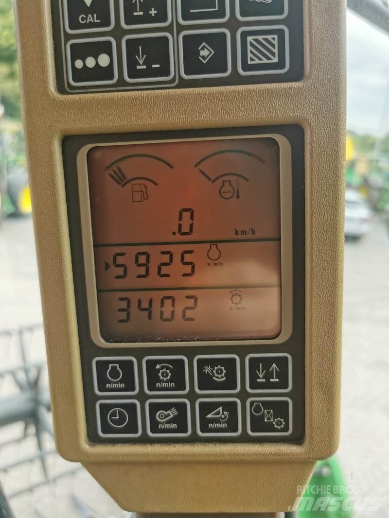 John Deere T560 聯合收穫機
