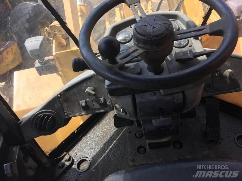 CAT 938 G 輪胎式裝載機