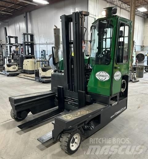 Combilift C 6000 中端式裝載機