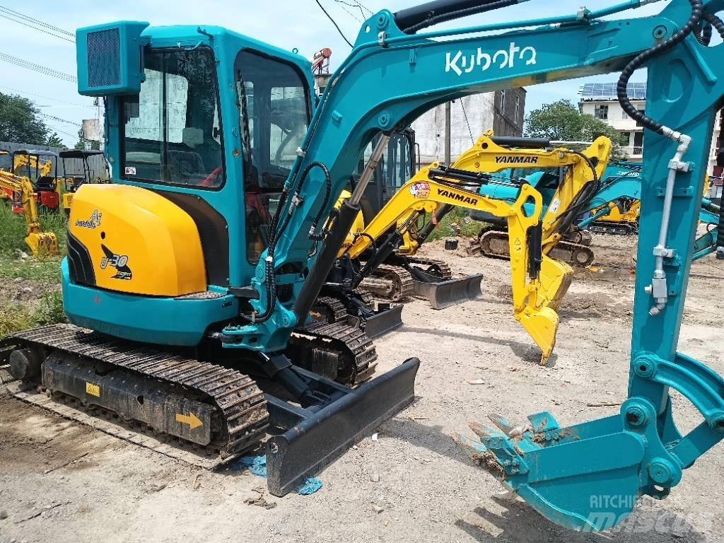 Kubota U 30 小型挖土機/掘鑿機<7t(小型挖掘機)