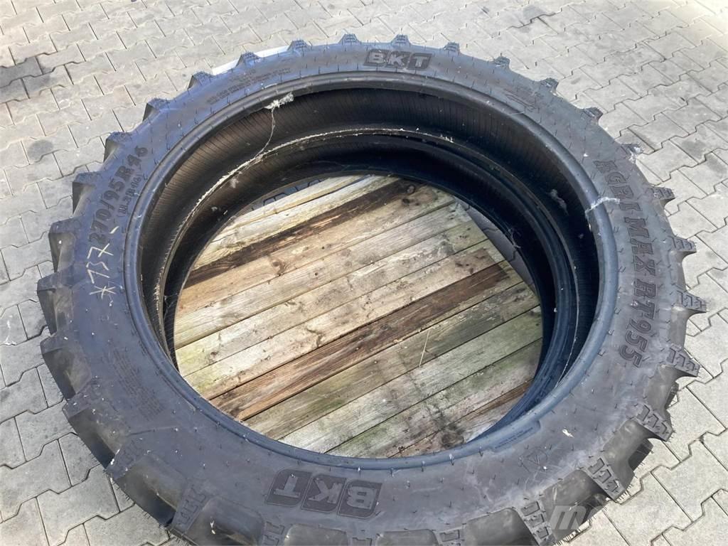 BKT 270/95R46 輪胎、車輪和輪圈