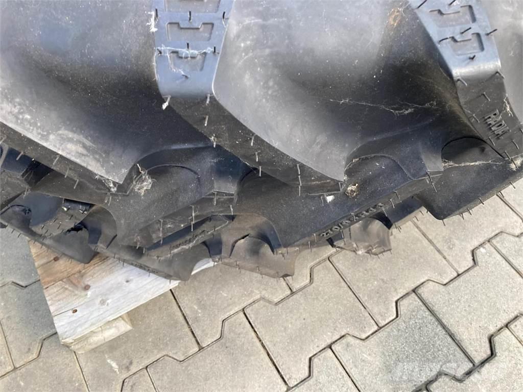 BKT 270/95R46 輪胎、車輪和輪圈