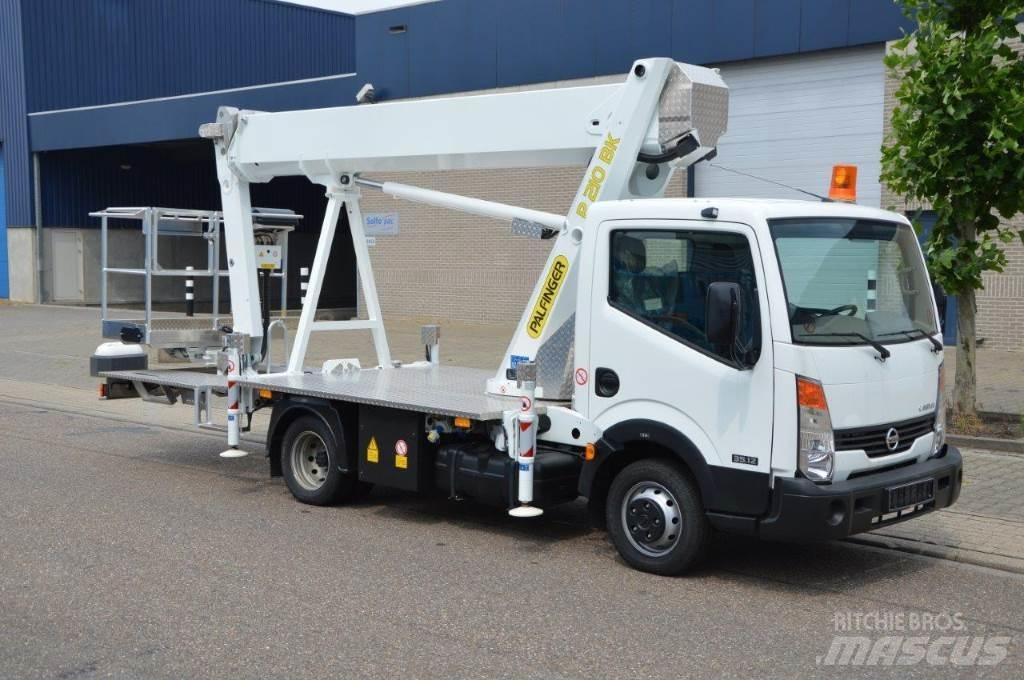 Palfinger P210 BK 卡車裝載高空作業車