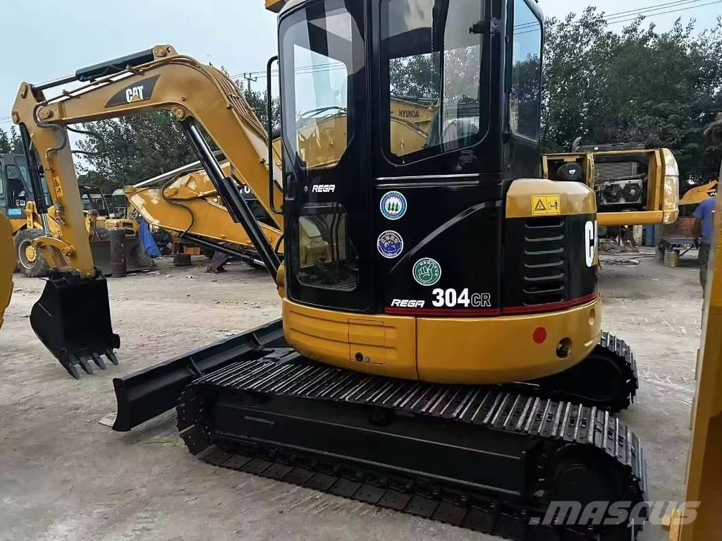 CAT 304 CR 小型挖土機/掘鑿機<7t(小型挖掘機)