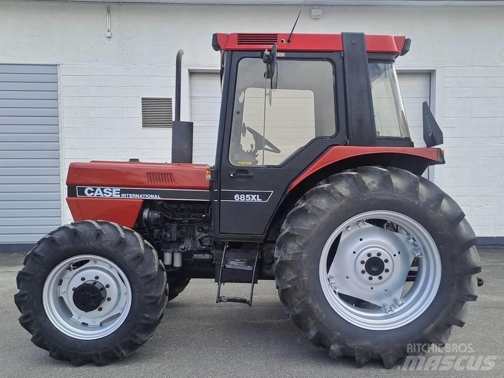 Case IH 685 XL 曳引機