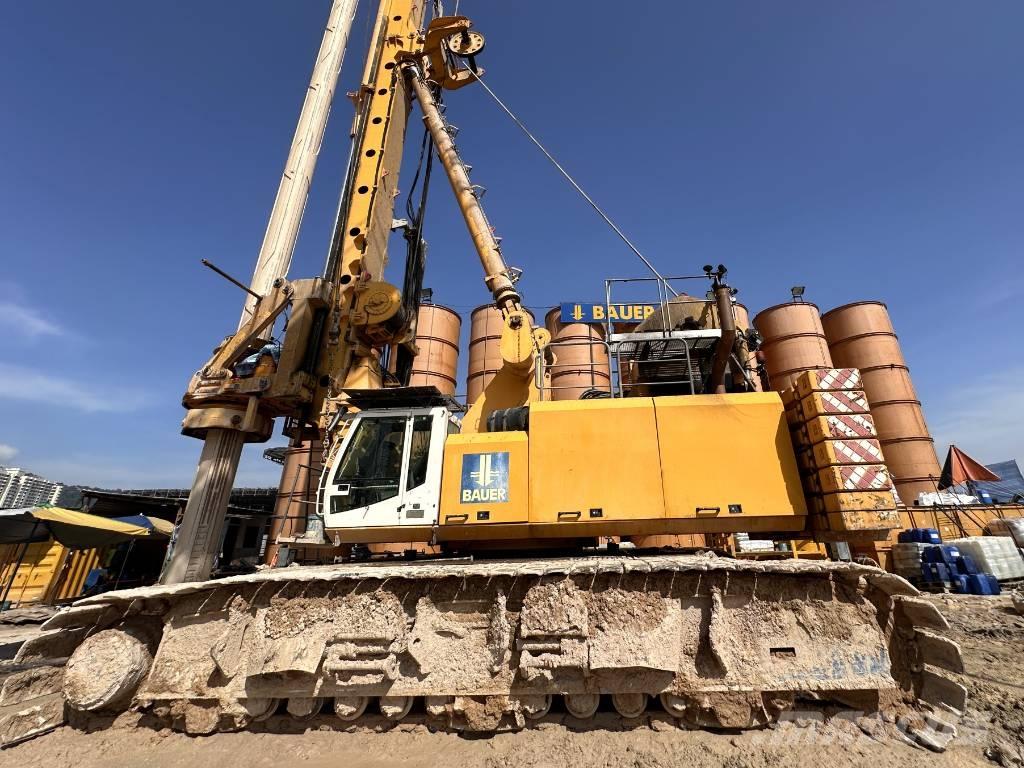 Bauer BG 48 rig.plus 重型鑽孔機