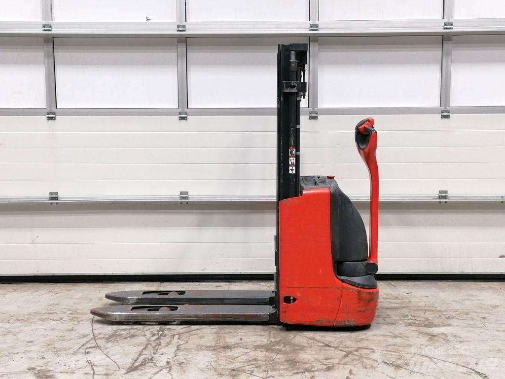 Linde L10B 行走控制式堆積機