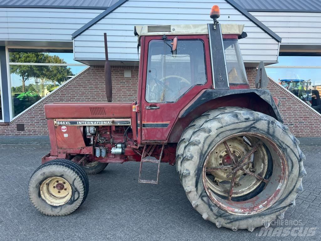 International 844xl 曳引機