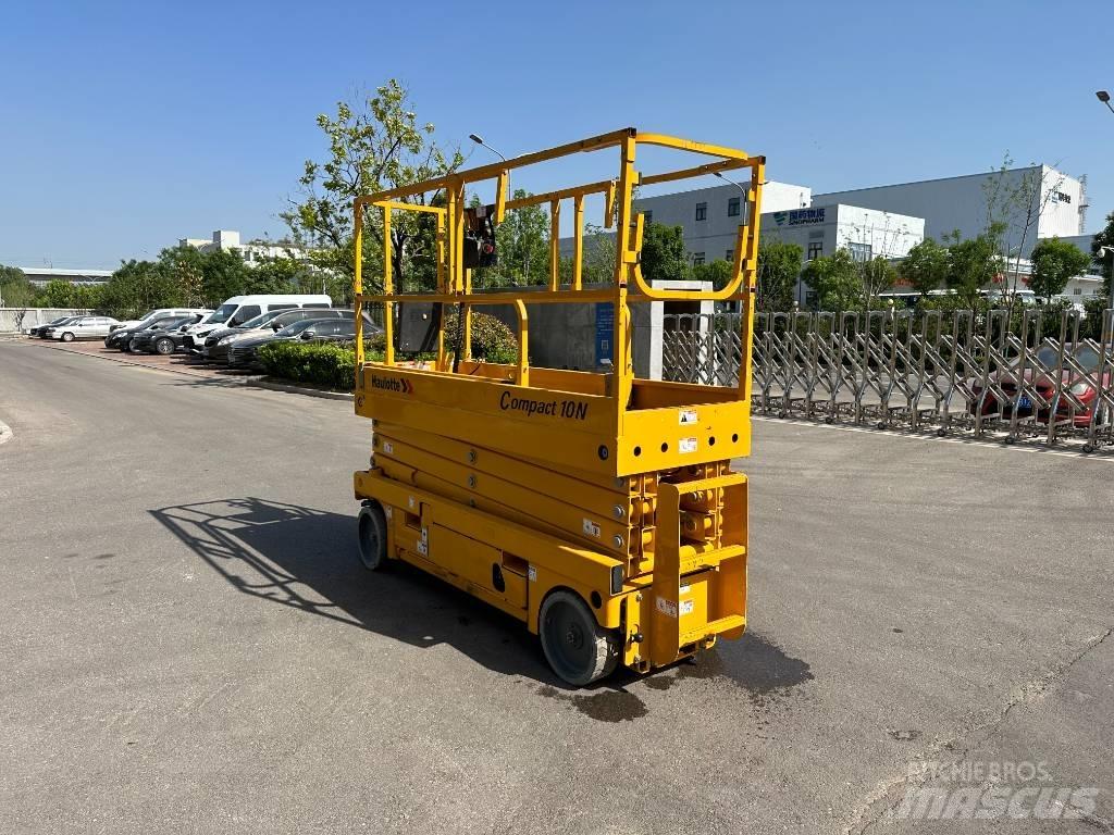 Haulotte COMPACT 10N 剪式升降機