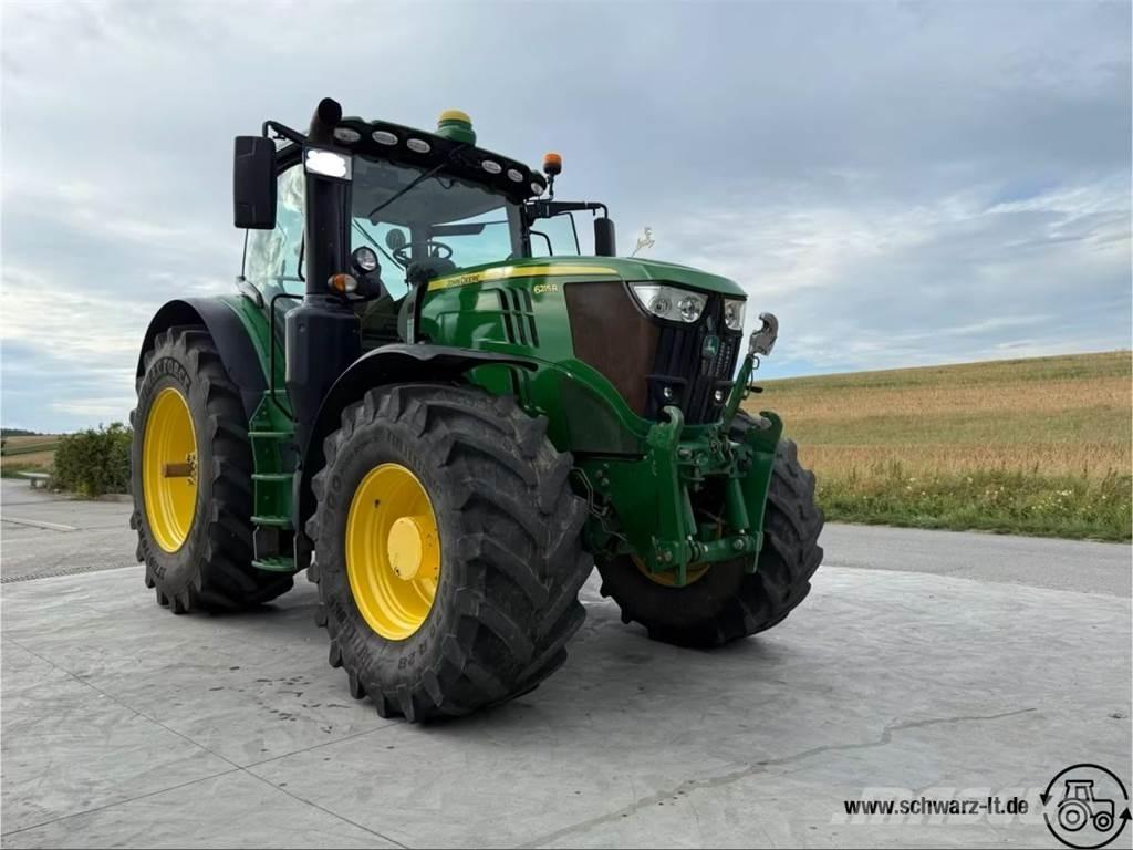 John Deere 6215R 曳引機