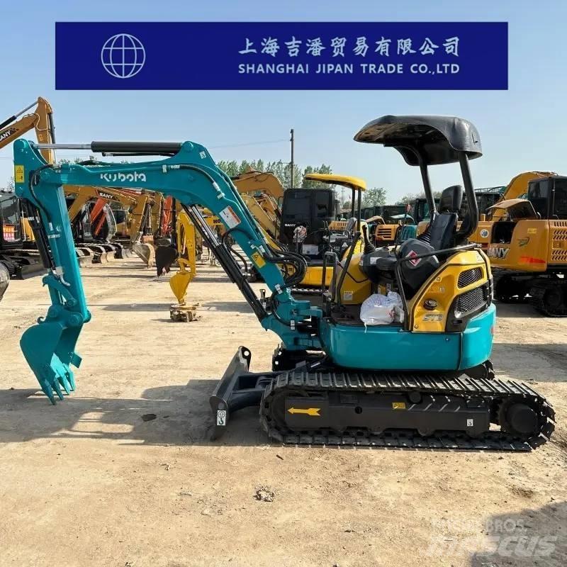 Kubota U 30 小型挖土機/掘鑿機<7t(小型挖掘機)