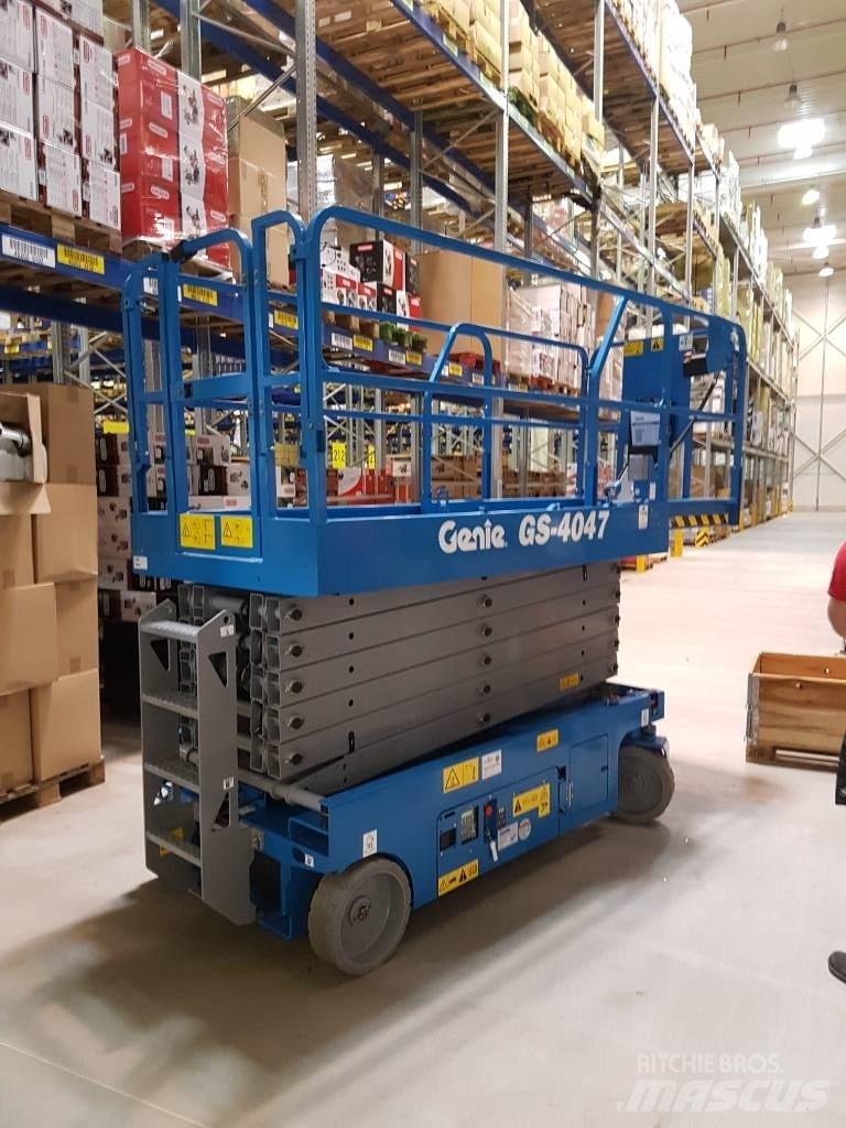 Genie GS 4047 剪式升降機
