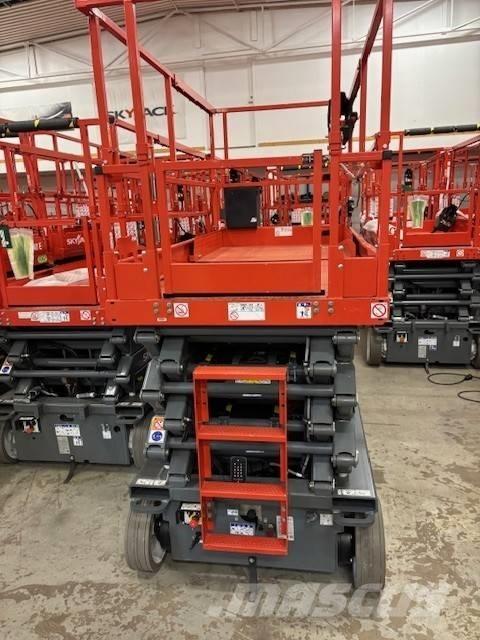 SkyJack SJ 4740 剪式升降機
