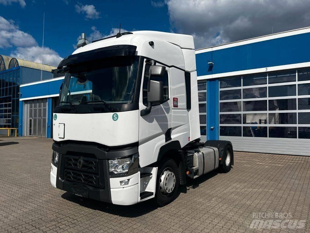 Renault T480 曳引機組件