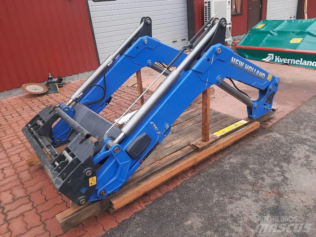 New Holland 675 LA 前端裝載機和挖掘機