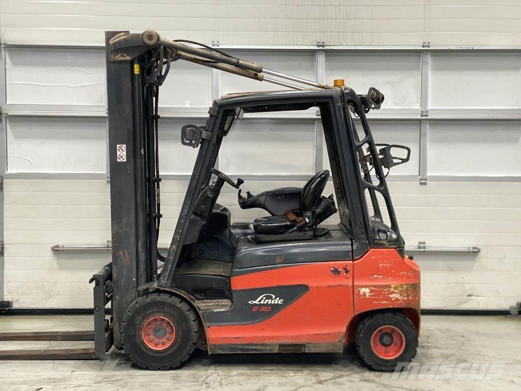 Linde E30-01 電動堆高機