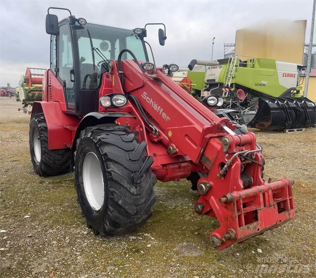 Schäffer 9610 T 小型裝載機