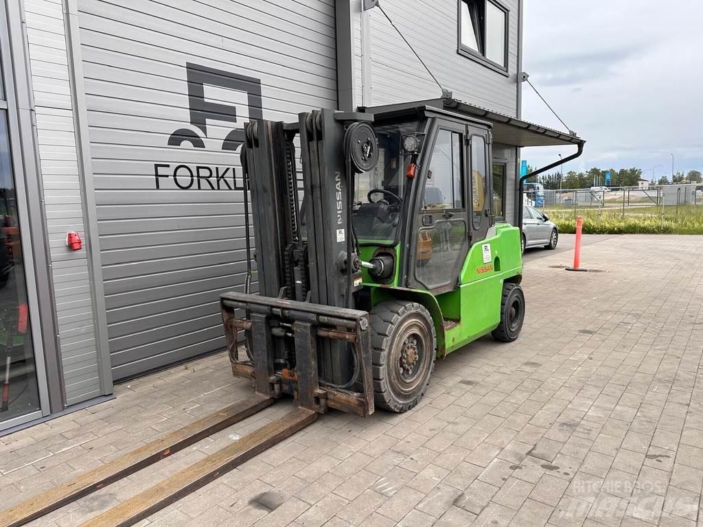 Nissan WG1F4A50 柴油卡車