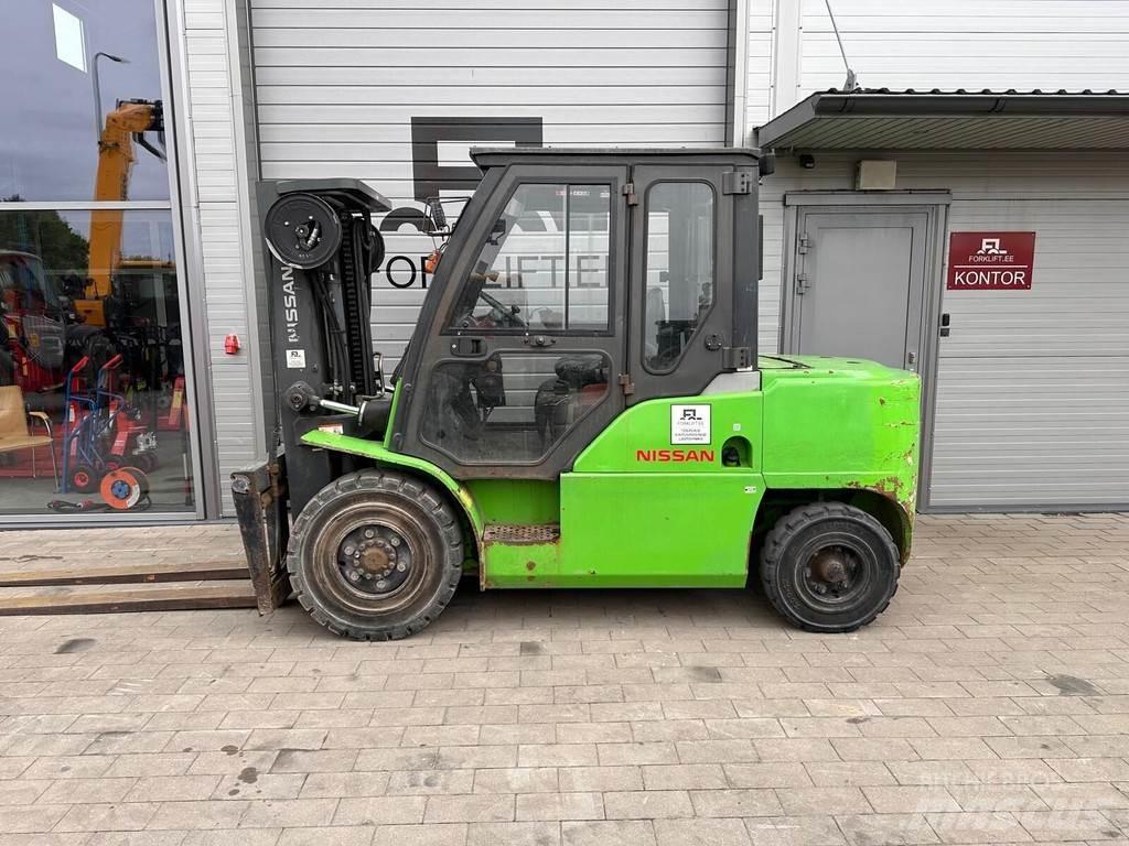 Nissan WG1F4A50 柴油卡車