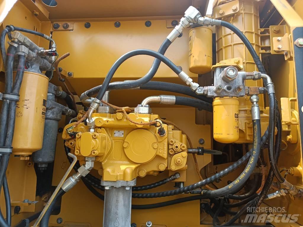 CAT 323D2L 履帶式 挖土機/掘鑿機/挖掘機