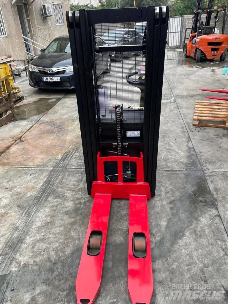 Hyster S 1.2 行走控制式堆積機