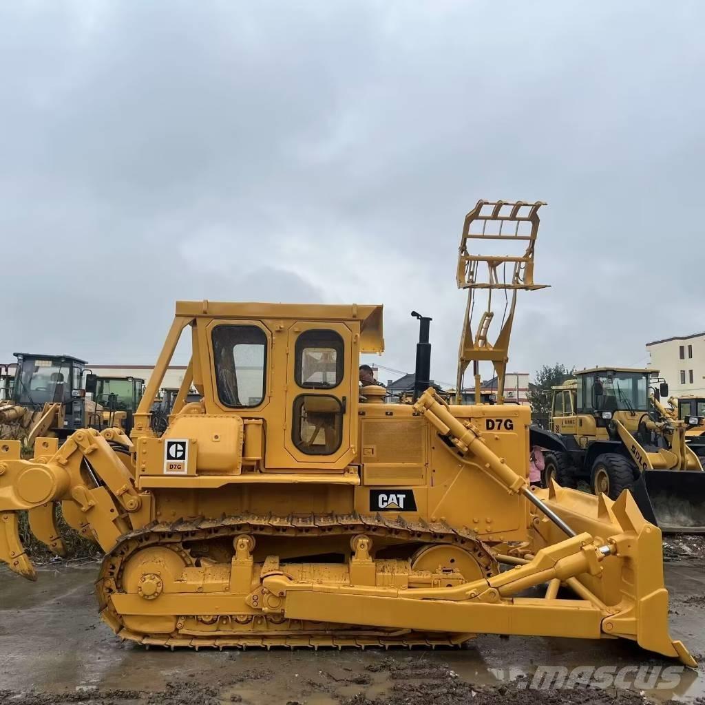 CAT D 7 G 平土機