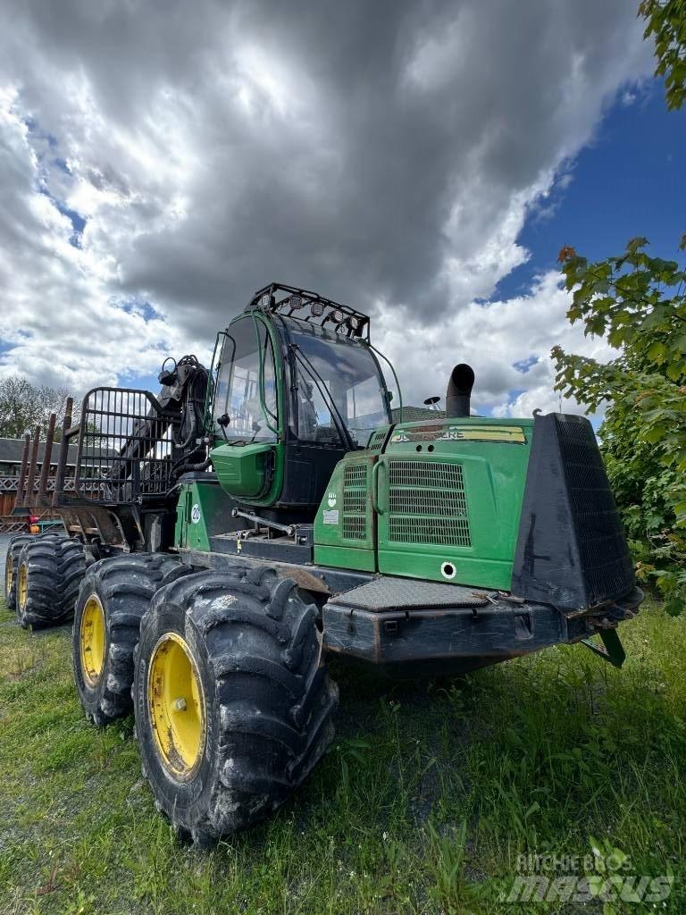John Deere 1210 E 集運機