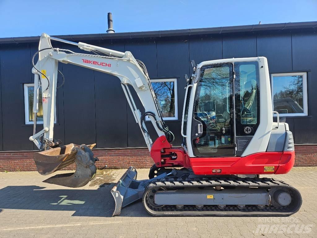 Takeuchi TB 250 小型挖土機/掘鑿機<7t(小型挖掘機)