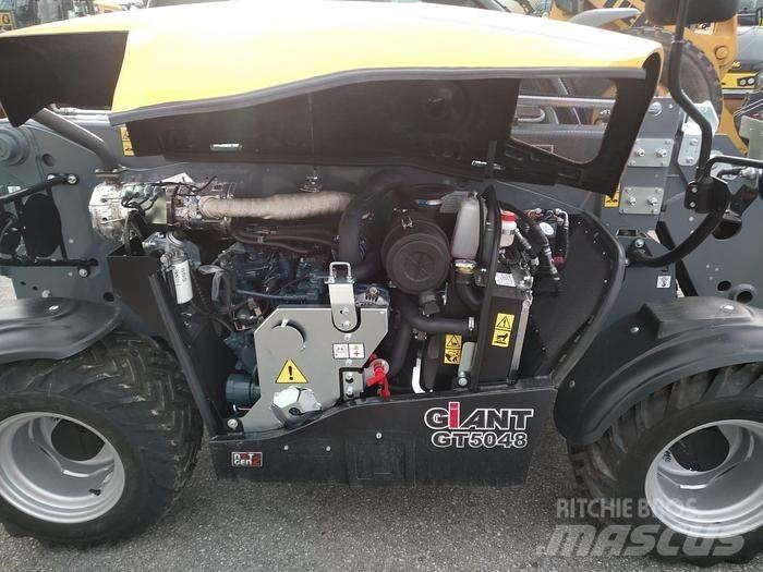 GiANT GT5048 伸縮臂操作車