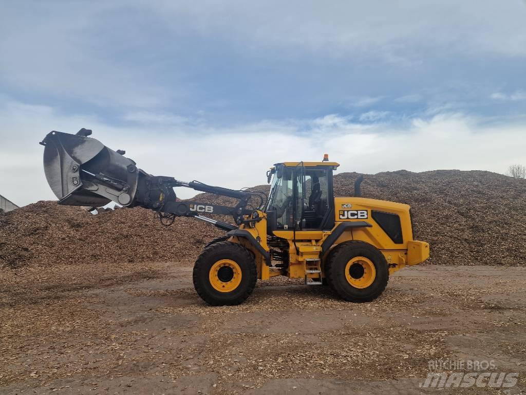 JCB 427 HT 輪胎式裝載機