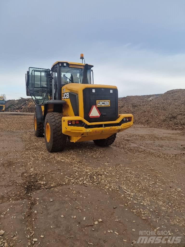 JCB 427 HT 輪胎式裝載機