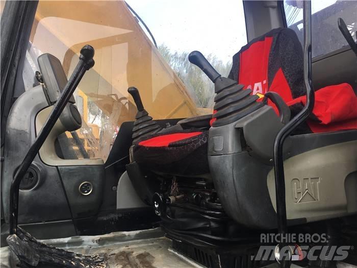 CAT 320 D 履帶式 挖土機/掘鑿機/挖掘機