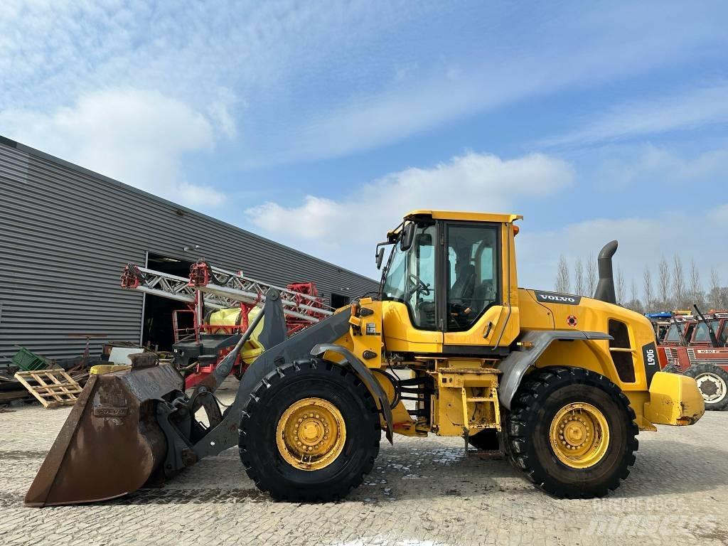 Volvo L90G 輪胎式裝載機