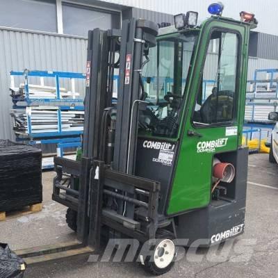 Combilift CB 2500 四向前伸式堆高機(叉車)