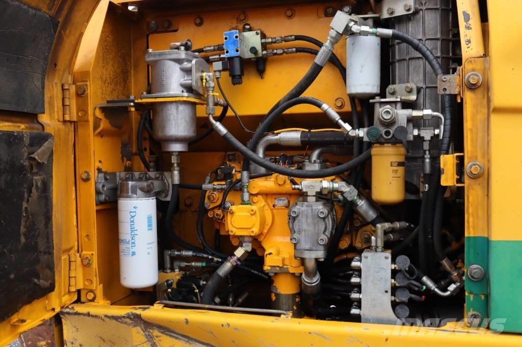 CAT 323 D 履帶式 挖土機/掘鑿機/挖掘機