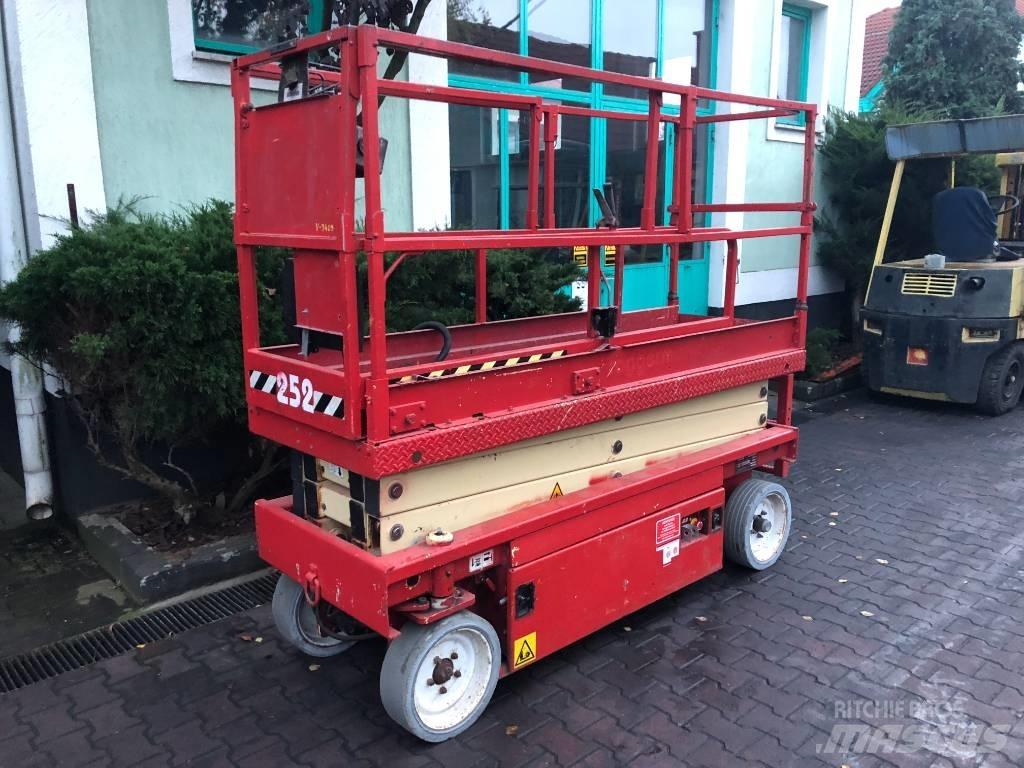 JLG 2030 F3    V-3409 垂直升降工作台