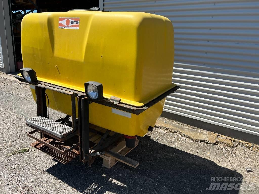 Ekko Front Tank 承載式噴霧機