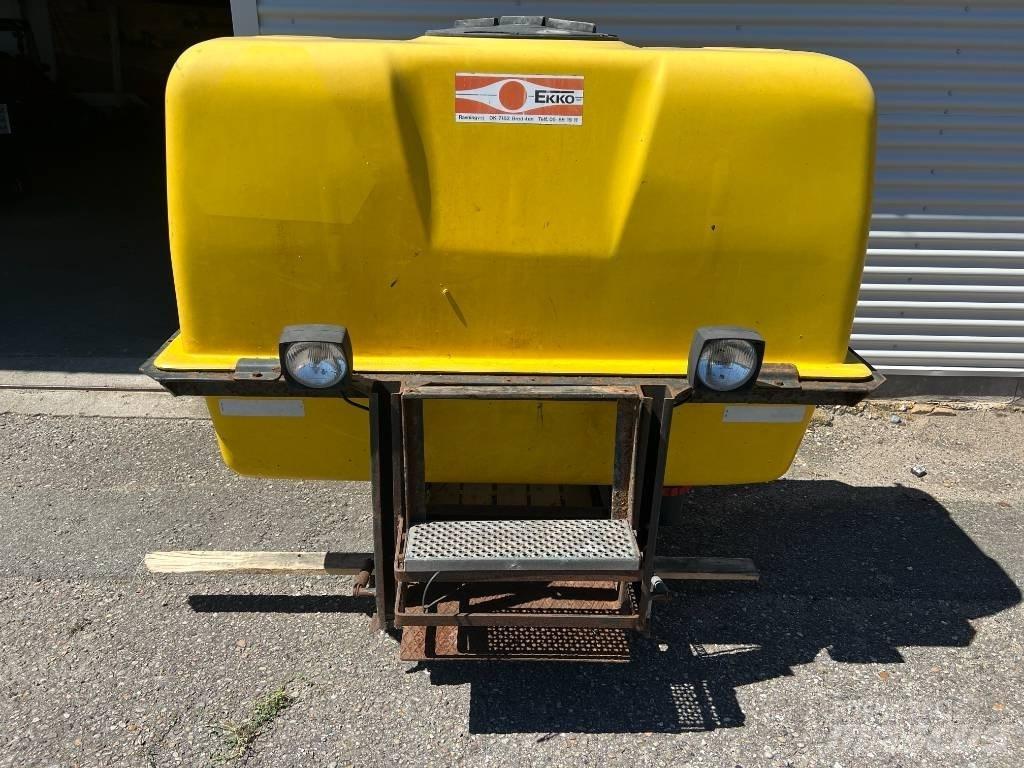 Ekko Front Tank 承載式噴霧機