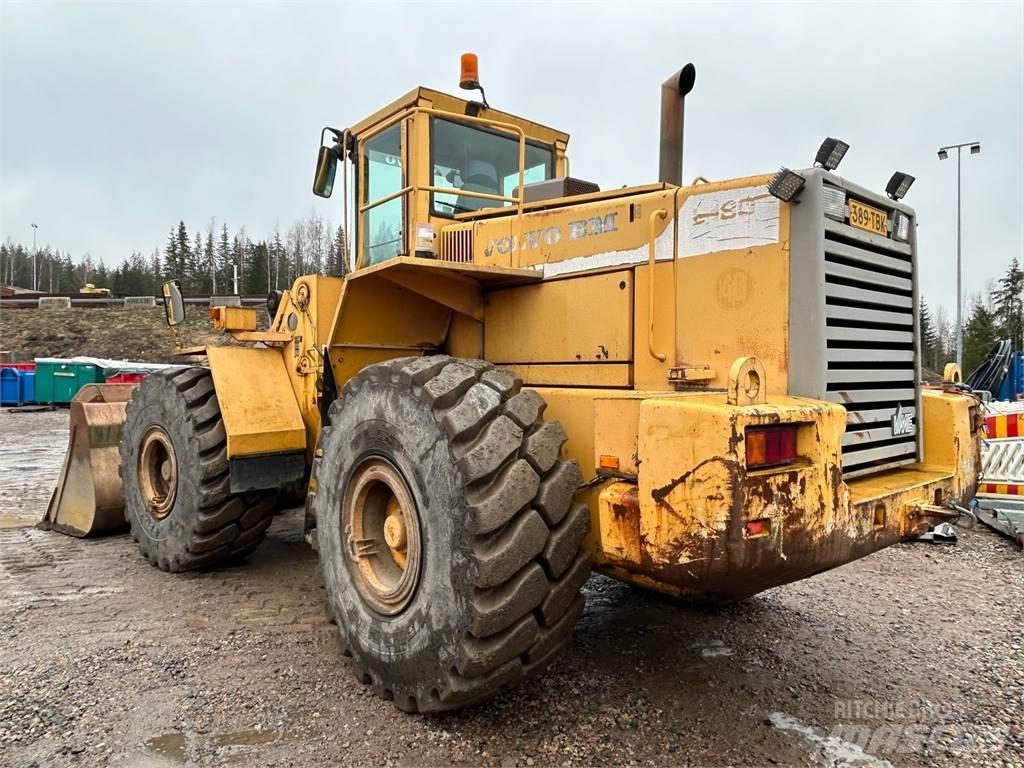 Volvo BM L180 輪胎式裝載機