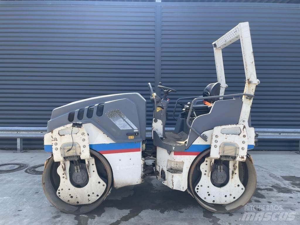 Hamm HD 13 VV 雙輪滾壓機