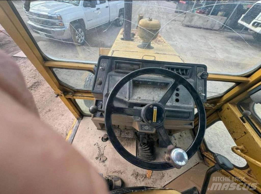 CAT 416 反鏟裝載機