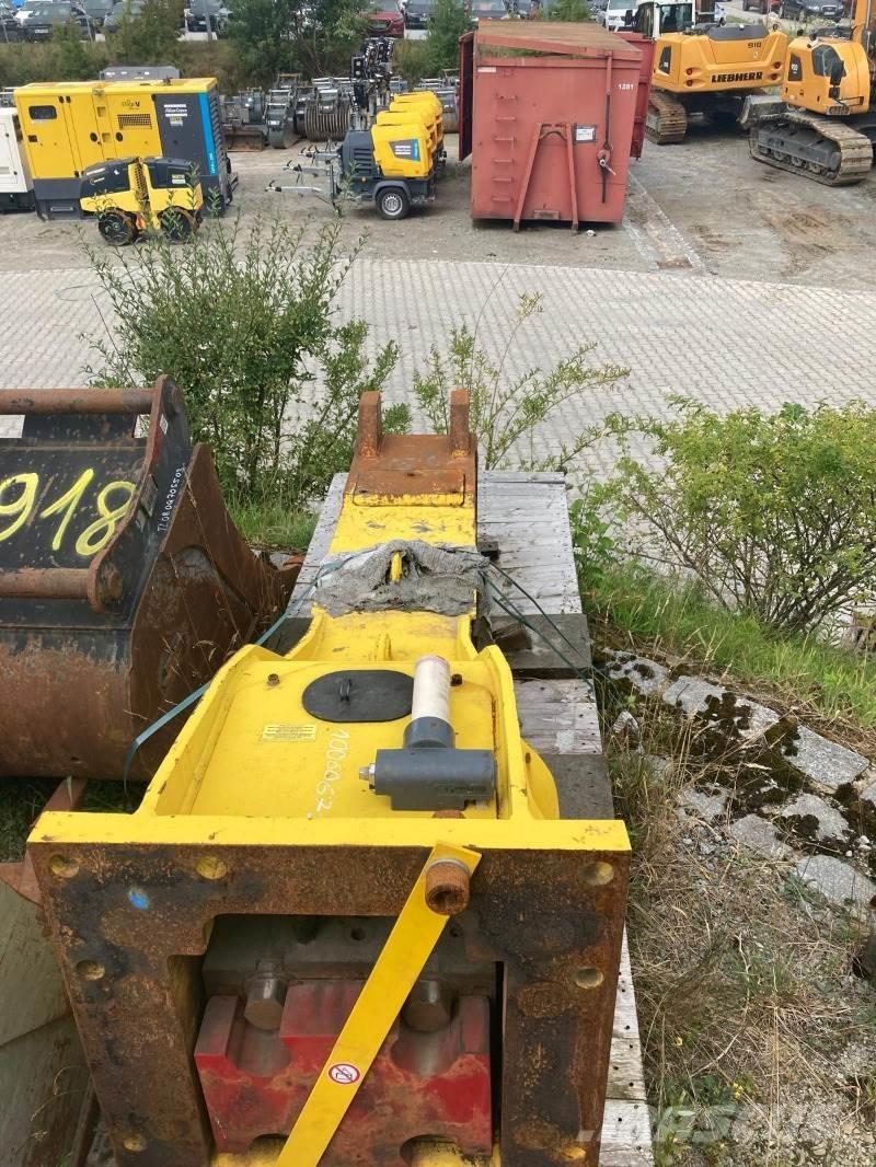 Epiroc HB3100 鐵鎚/碎石機