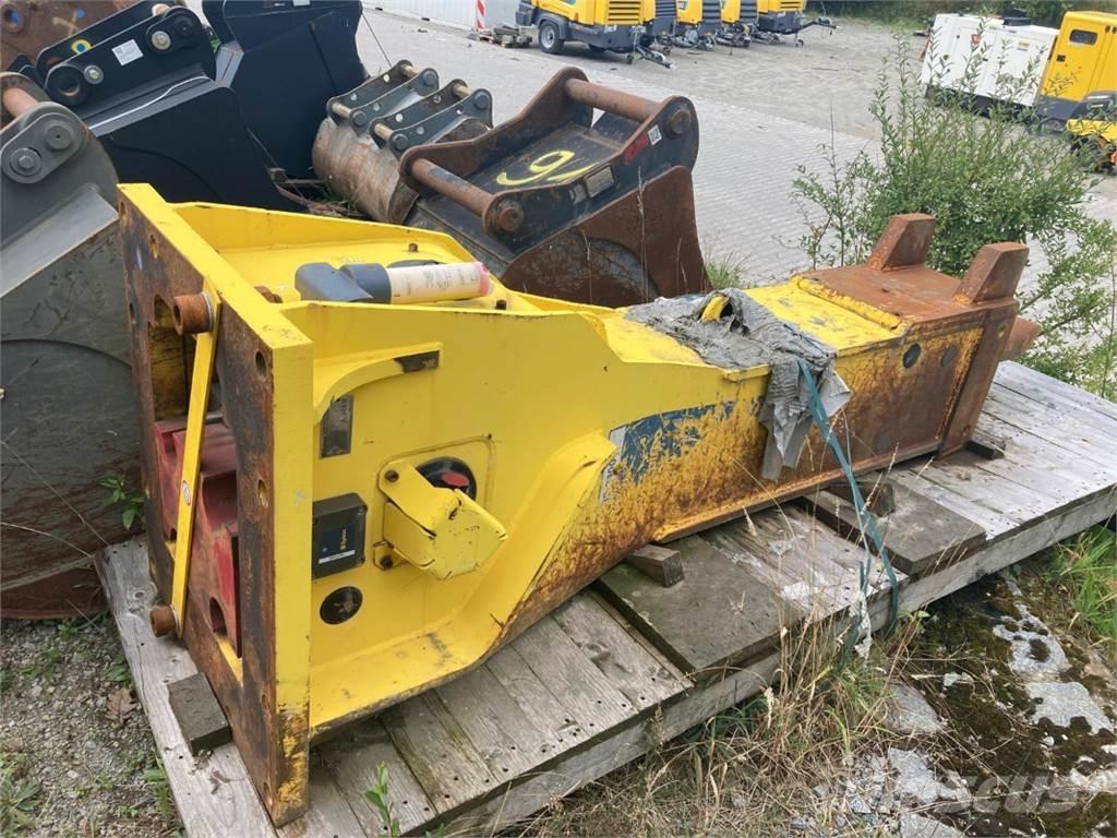 Epiroc HB3100 鐵鎚/碎石機