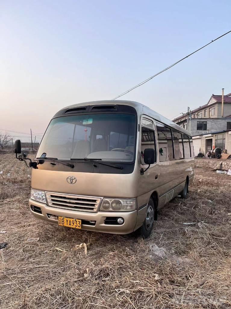 Toyota Coaster Bus 迷你巴士