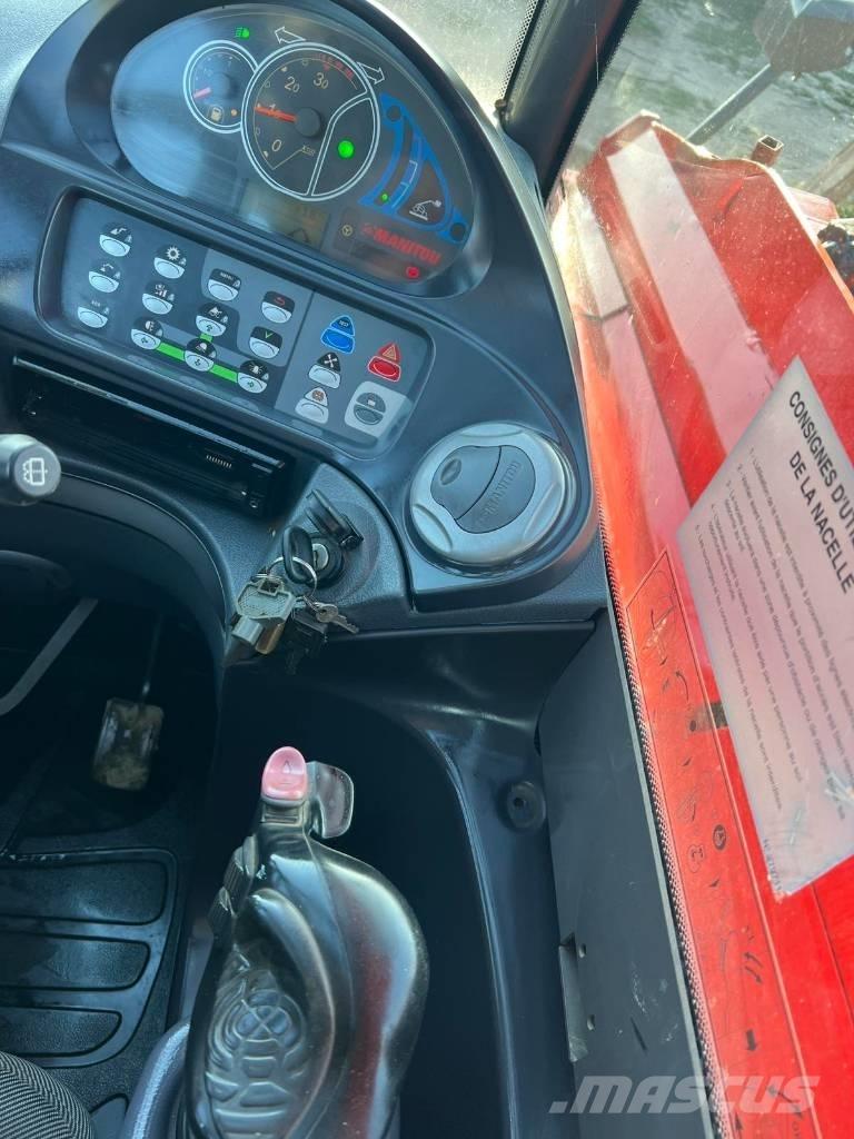 Manitou MT 1840 伸縮臂操作車