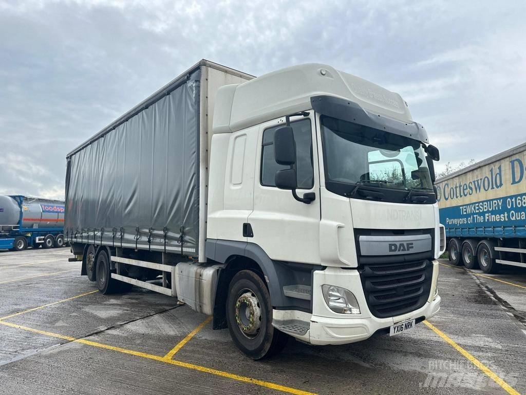 DAF CF330 篷布卡車