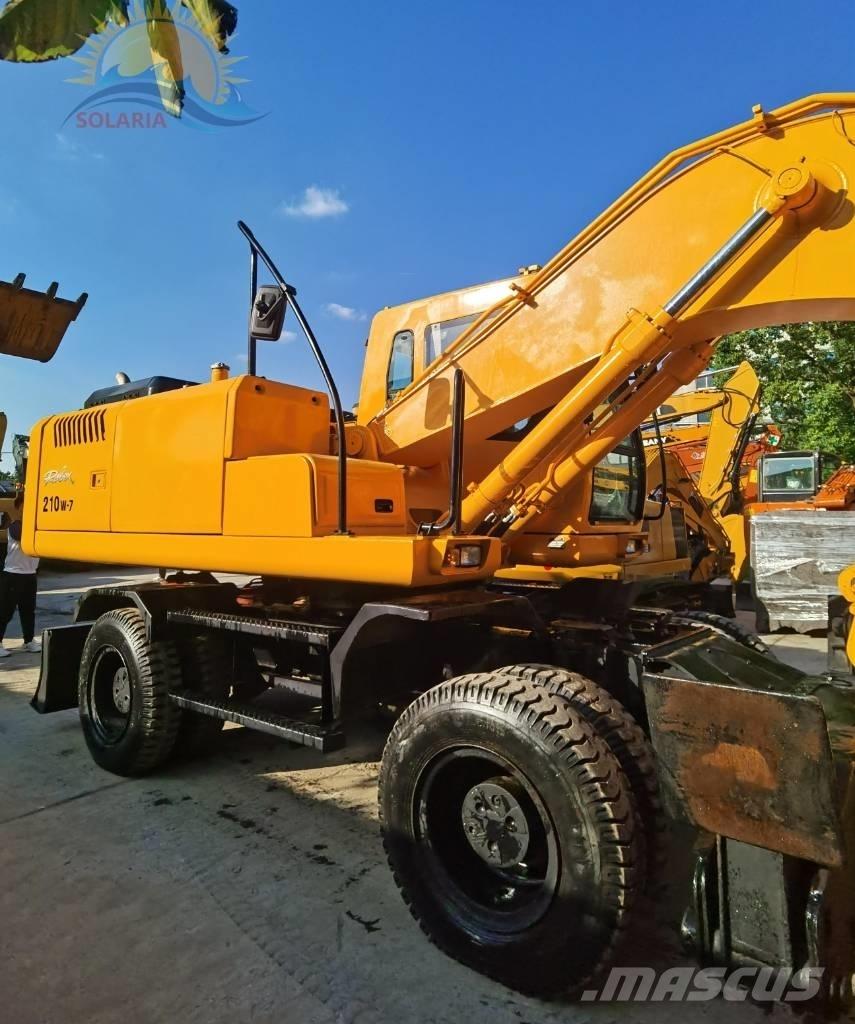 Hyundai robex 210w-7 旋轉式挖土機/掘鑿機/挖掘機