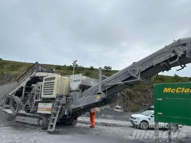 Metso LT 300 HP 移動式壓碎機