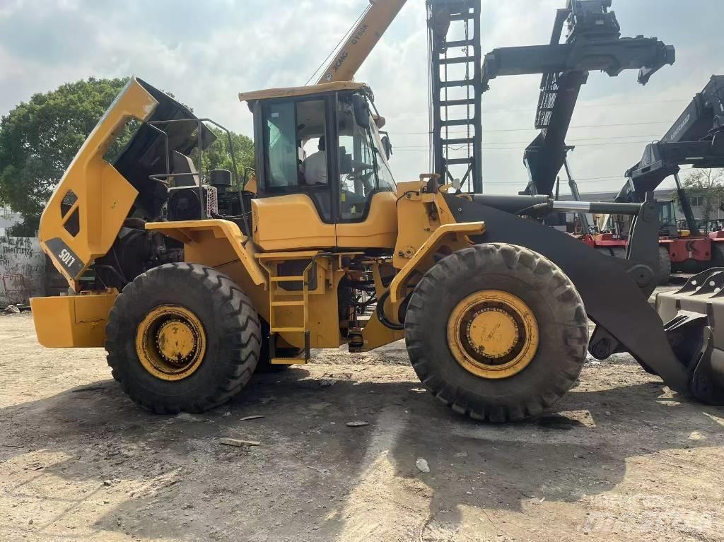 Volvo L 105 輪胎式裝載機
